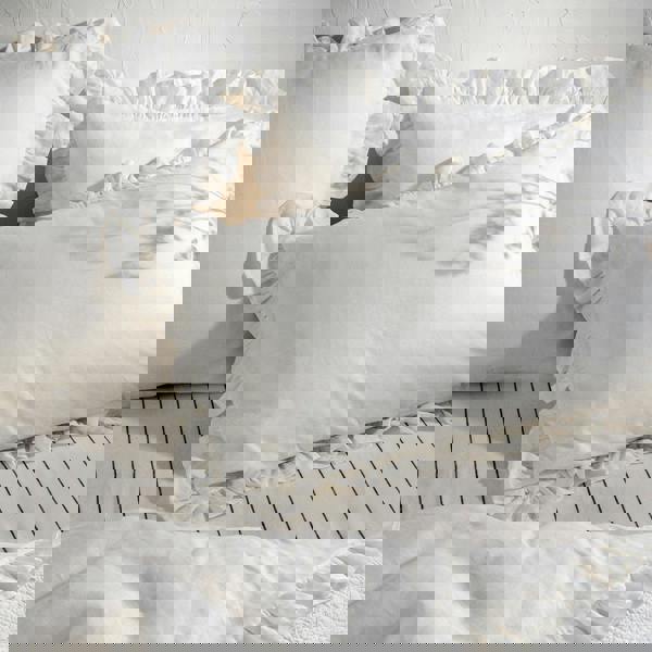 Soak&Sleep White Ruffled Linen Cotton Blend Pillowcases