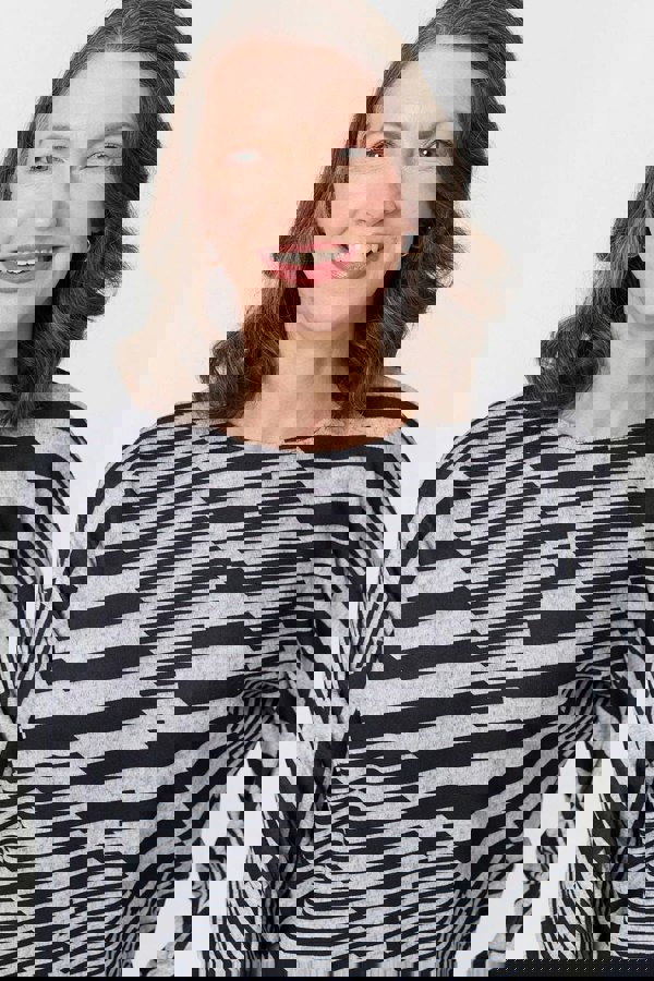 Grey | Geo Print Long Batwing Sleeve Top
