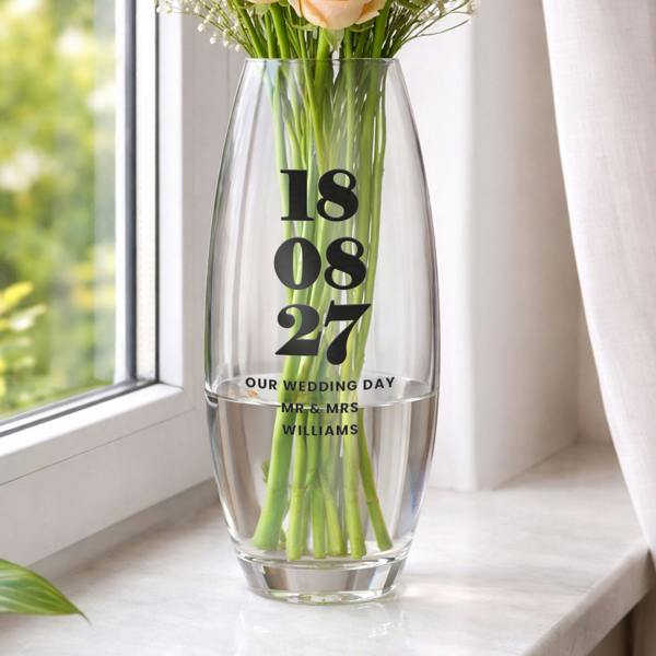 Abode Home & Gifts Personalised Special Date Vase