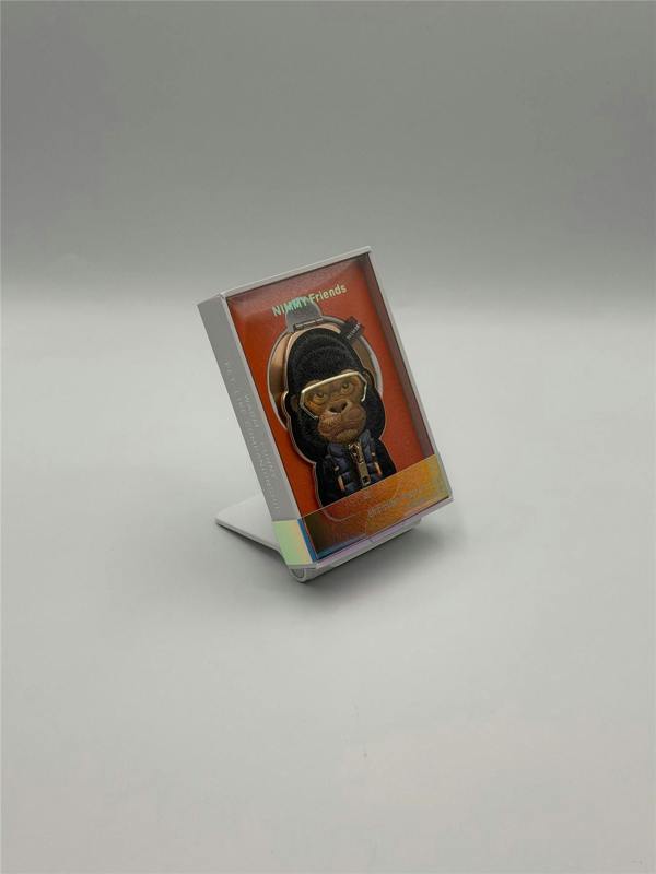Nimmy Friends Nimmy Cool & Cute 2.0 Gorilla Embroidery Magnetic Stand with MagSafe Black - N-KM-BSZJ-016