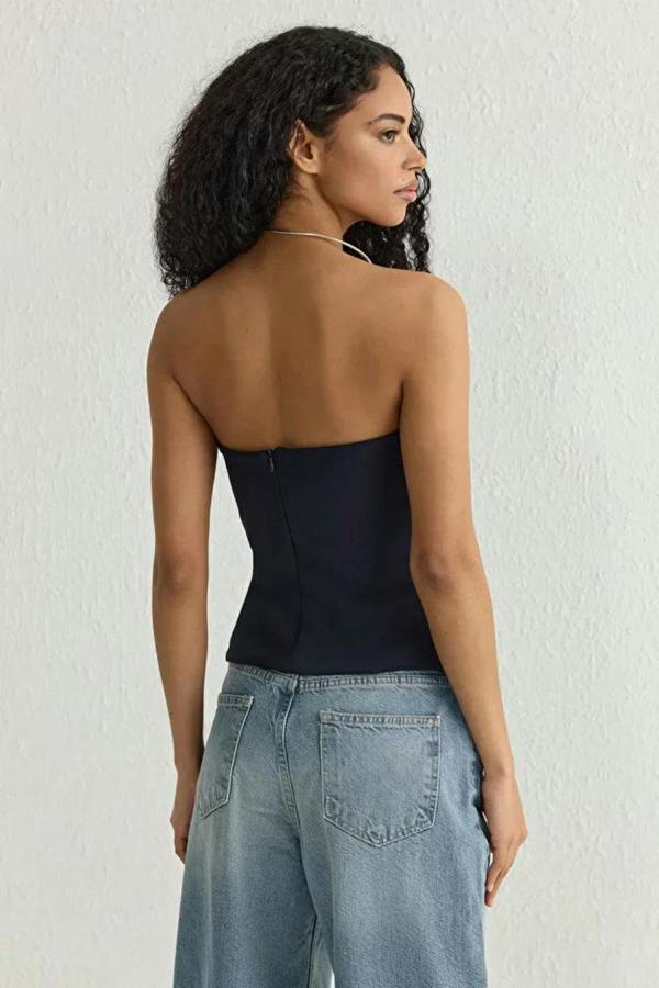 Hoxton Gal Strapless Fitted Draped Woven Blouse