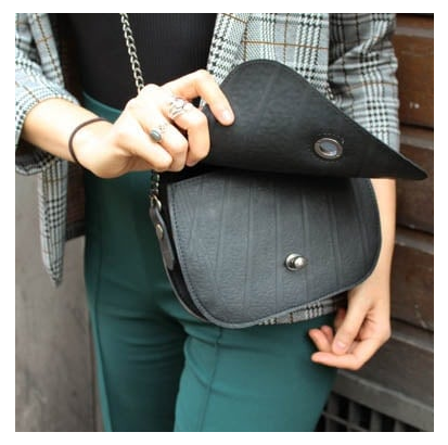 Paguro Becca Classic Black Vegan Saddle Bag