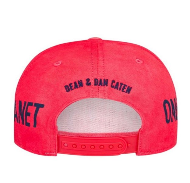 Dsquared2 One Planet Logo Cap - Red