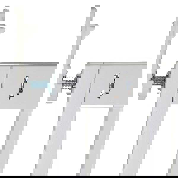 Bettacare Chunky Wooden Screw Fit Dog Gate, 63.5cm - 105.5cm, White, Wooden Dog Gate Gate, Screw Fit Pet Stair Gate, Puppy Gate