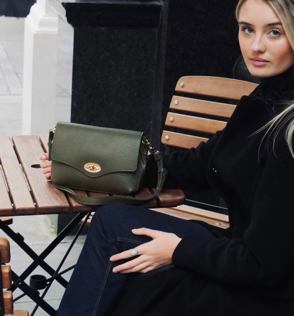 Apatchy London The Maddie Midi Leather Handbag - Olive