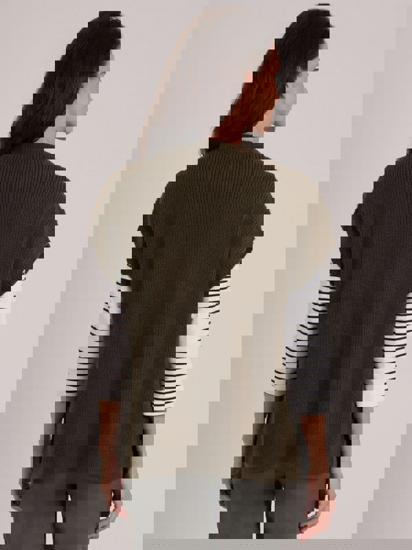 VIZ-A-VIZ Diamond Cable Tabard