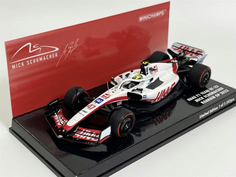 Minichamps Mick Schumacher Haas F1 Team VF-22 Bahrain GP 2022 1:43 Scale 417220147