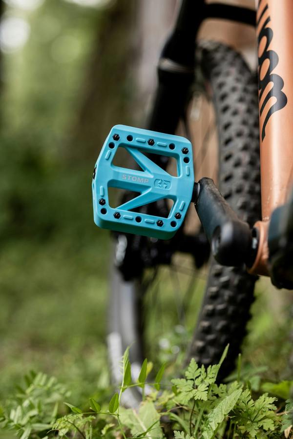 Oxford Stomp Junior Nylon Flat Pedals Turquoise