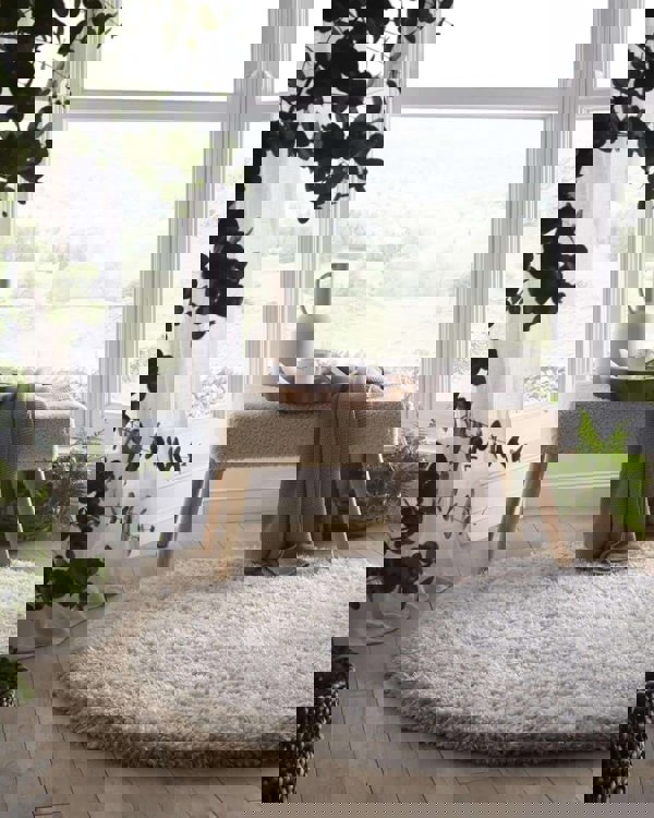 Chicago Cream Shaggy Rug | Contemporary Comfort | The Rugs