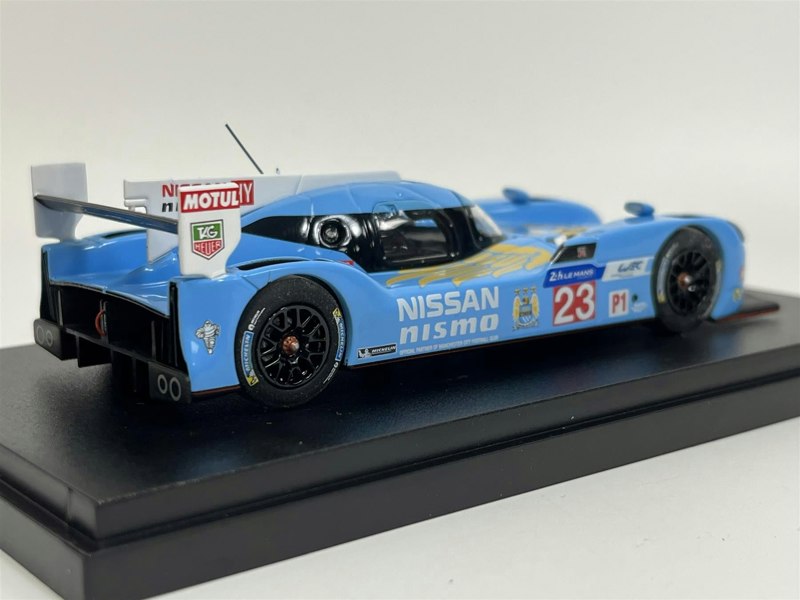 Ebbro Nissan GTR LM Nismo 2015 24 Hr Le Mans Manchester City FC 1:43 Ebbro 45251