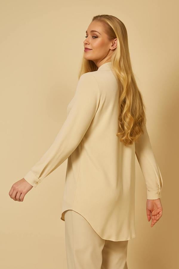 Hoxton Gal Long Sleeves Oversized Shirt In Beige