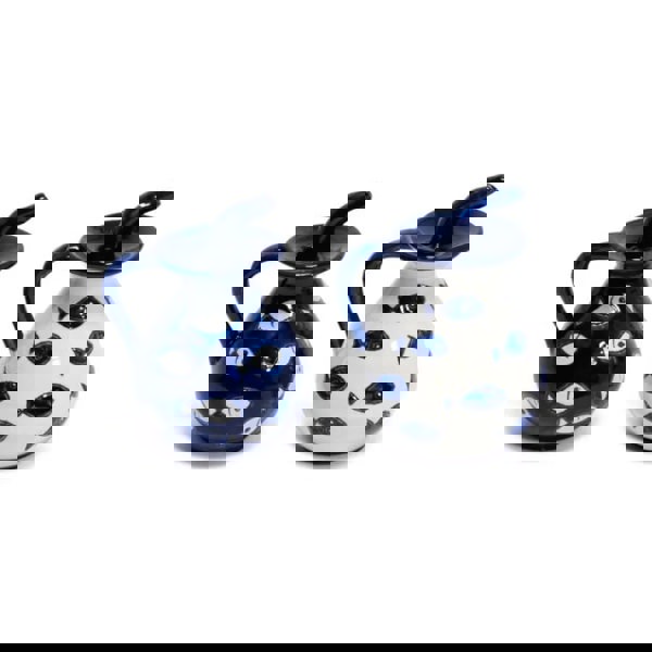 Fluted Pourer Blue and White Fish Signature Collection (1)