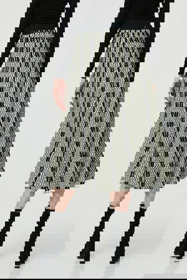 Black | Geo Print A-Line Pleated Midi Skirt
