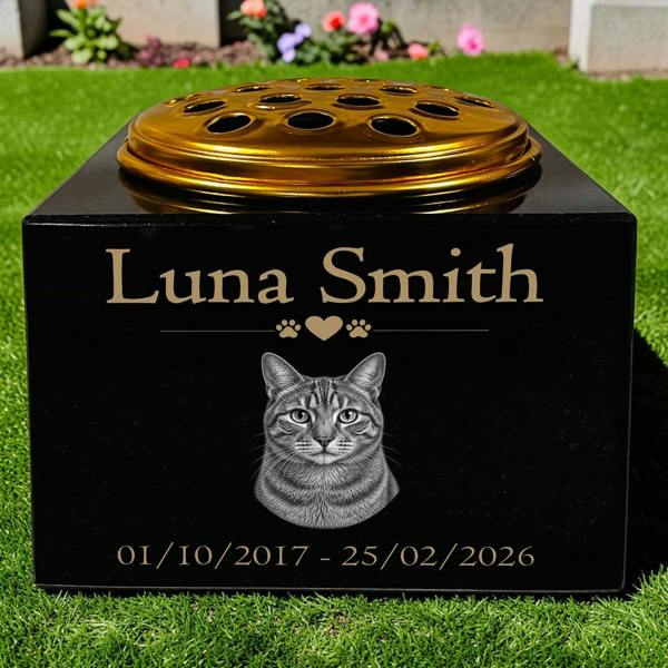 Memorials Direct Cat Memorial Granie Photo Small Vase