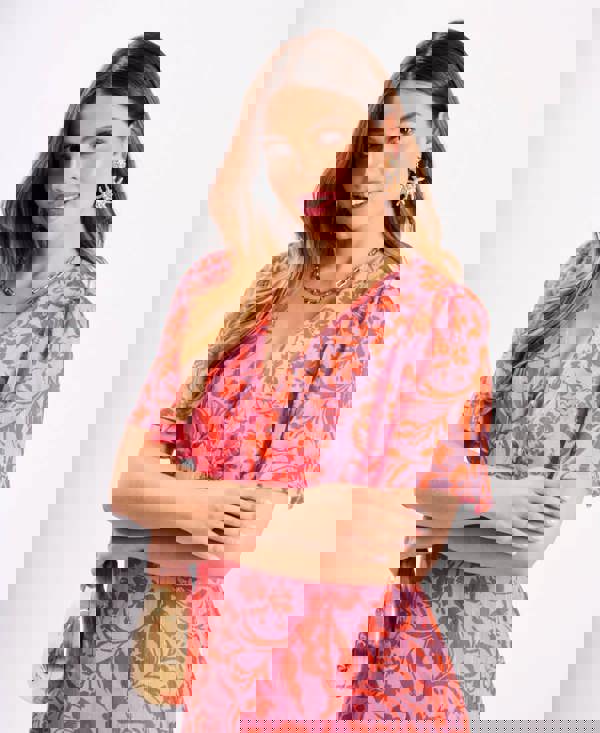 Pink floral Flutter Sleeve Midi Dress