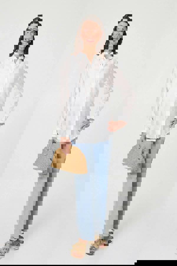 White | Button-Up Curve Hem Relaxed Shirt