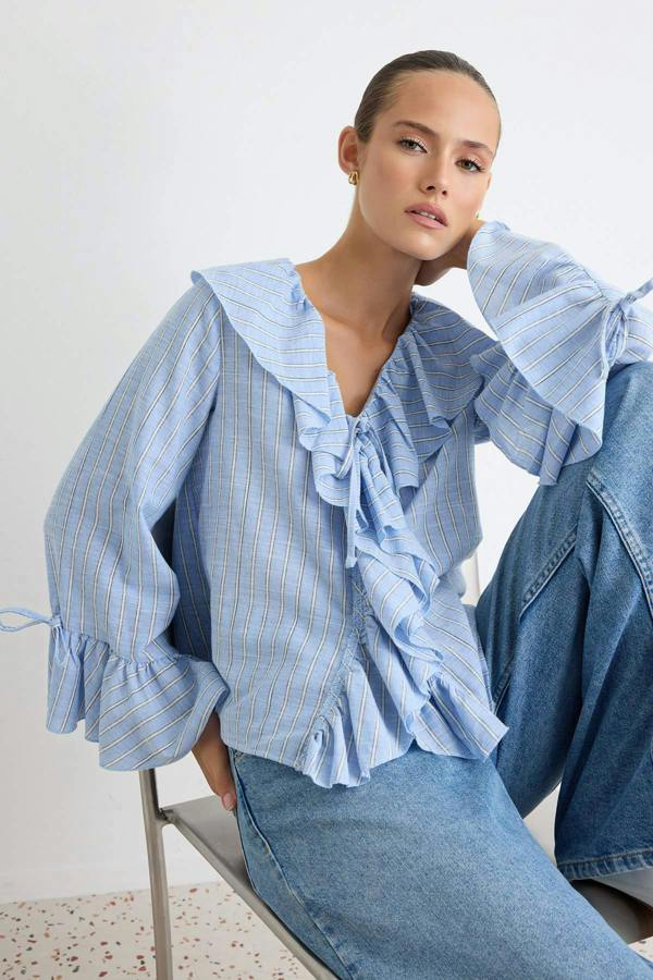 WOVCOR V Neck Standard Sleeve Regular Fit Woven Blouse