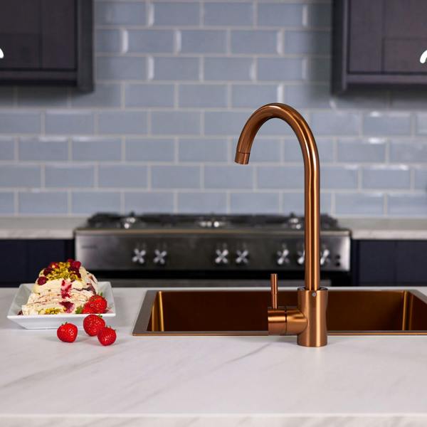 Flode Lillehammer | Single Lever Kitchen Sink Mixer Tap with Swivel Spout | Brushed Copper Finish