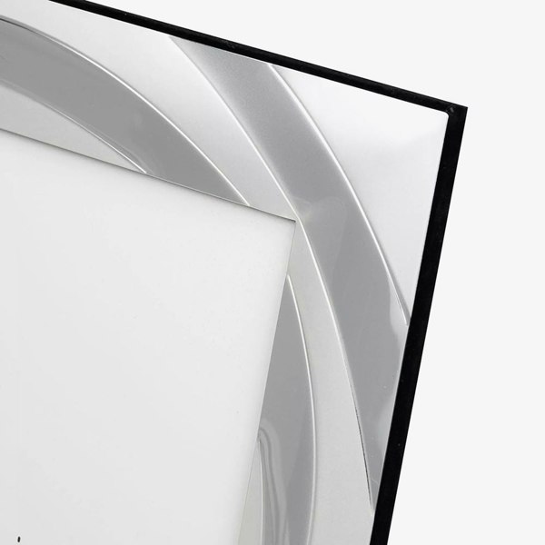 T. H. Baker Impressions Silverplated Two Tone Swirl 8x10 Inch Photo Frame FS100780