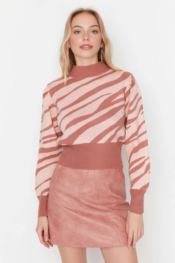 WOVCOR Zebra Print Crop Knit Sweater