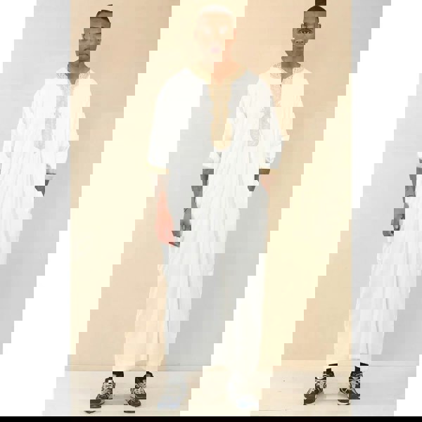 HM62_thobe_White-Gold_52, HM62_thobe_White-Gold_54, HM62_thobe_White-Gold_56, HM62_thobe_White-Gold_58, HM62_thobe_White-Gold_60, HM62_thobe_White-Gold_62