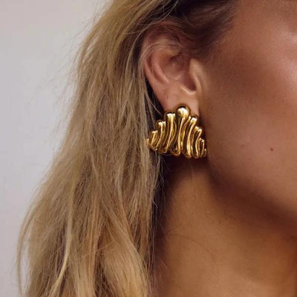 Elk & Bloom Chunky 14K Gold Molten Wave Studs