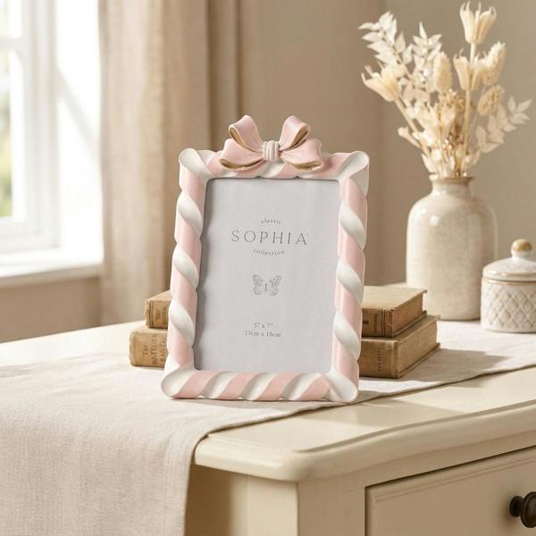 Garden Greatness Candy Cane Bow Single Photo Frame