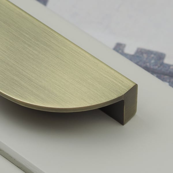 Handle & Home 64mm Antique Brass Half Moon Handle