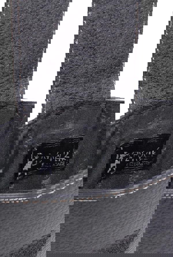 Catwalk Collection Handbags Paige - Tablet Sleeve