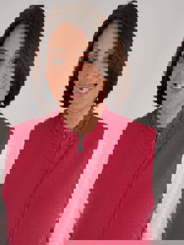 PennyPlain Quilt Gilet - Berry