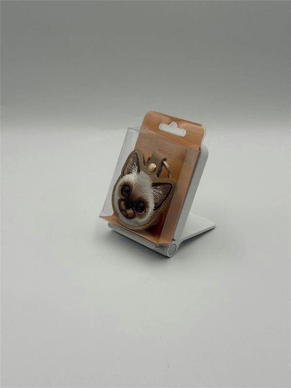 Nimmy Friends Nimmy Big Eye Cute Pet Siamese Cat Face Airtag Keychain Brown -  N-XDY-YSK-026