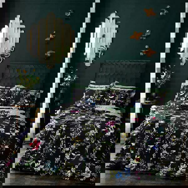 Wylder Midnight Bee Velvet Floral Duvet Cover Set - Black