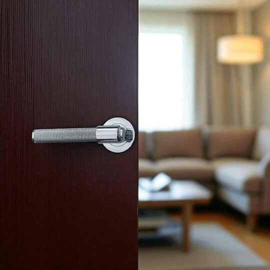 EDH Door Hardware Polished Chrome Knurled Door Handles on Round Rose – Modern Internal Lever Handle