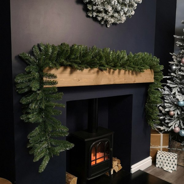 Samuel Alexander 2.7m x 30cm Plain Green Christmas Garland with 260 Bullet Tips