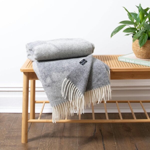 Highland Cow Wool Blanket - Pure Wool Throw 140 x 200cm
