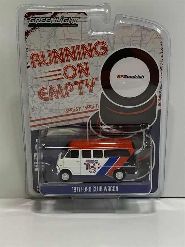 1971 ford club wagon btgoodrich 150 years 1:64 scale greenlight 41110c