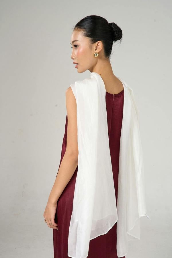 Ivory Silk Scarf – Hand-Dyed Mulberry Silk, Wedding & Bridal Wrap