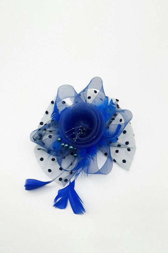 SVNX Rosette Faux Pearl & Polka Veil Feather Fascinator in Blue