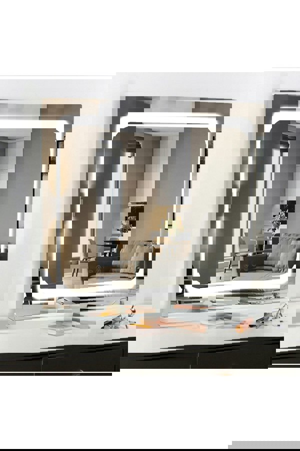 Living and Home Hollywood Dressing Table Lighted Vanity Desktop Makeup Mirror