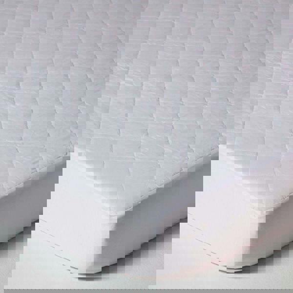 HOMESCAPES Quilted Mattress Protector