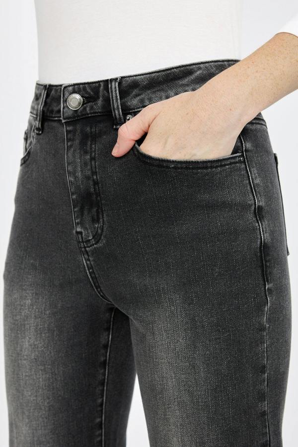 Mudflower Embroidered Floral Wash Black Wide Leg Jeans