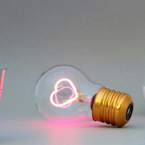 Cordless Edison Heart Lightbulb - close-up detail