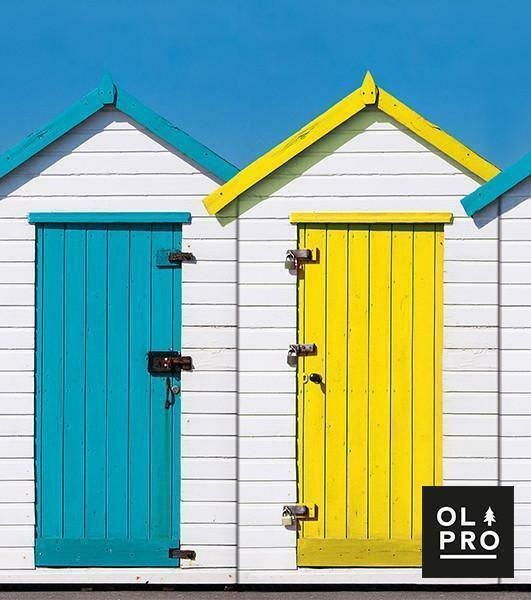 Image of the actual Beach Huts design that was used to print this stunning windbreak, 4 Pole Compact Windbreak Steel Poles by OLPRO.