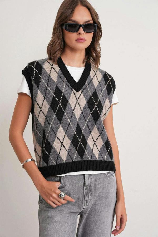 Hoxton Gal Argyle Pattern Knit Sweater Vest