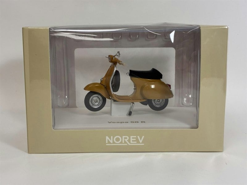 Norev Vespa 50 R Positano Yellow 1:18 Scale Norev 182080