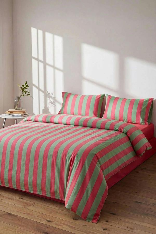 Double Easy Iron Striped Fitted Sheet Duvet Cover Set 200x220cm