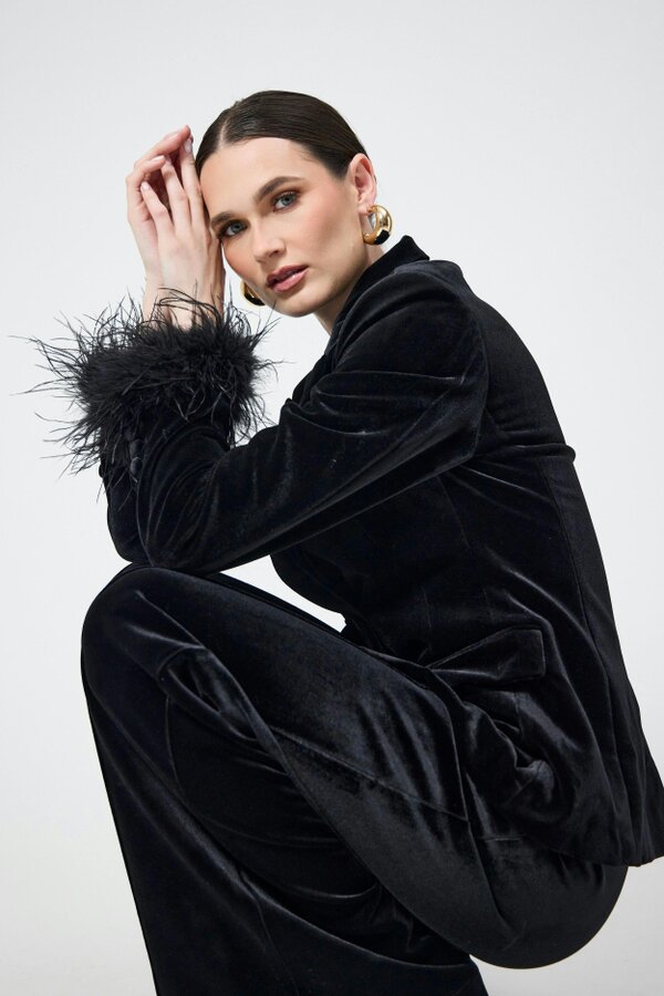 LuvForever Fashion Sovereign - Black Velvet 3-Piece Blazer Suit