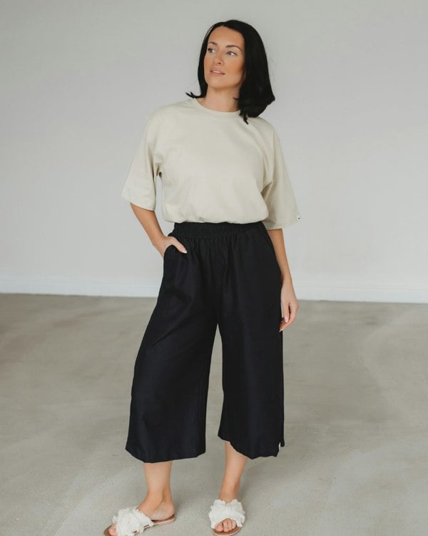 Organic cotton Judy wide leg Black Crop Trousers - image 1