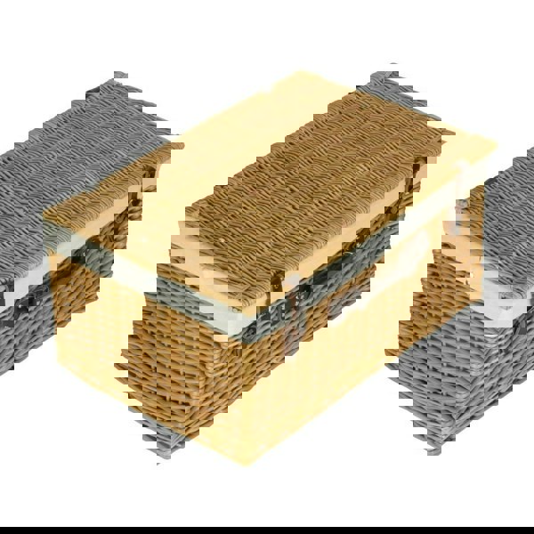 Wicker Picnic Baket with Lining