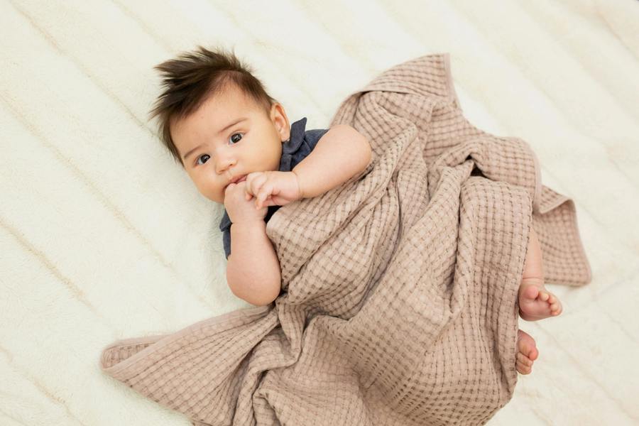 Lulujo - Waffle Blanket - Sand
